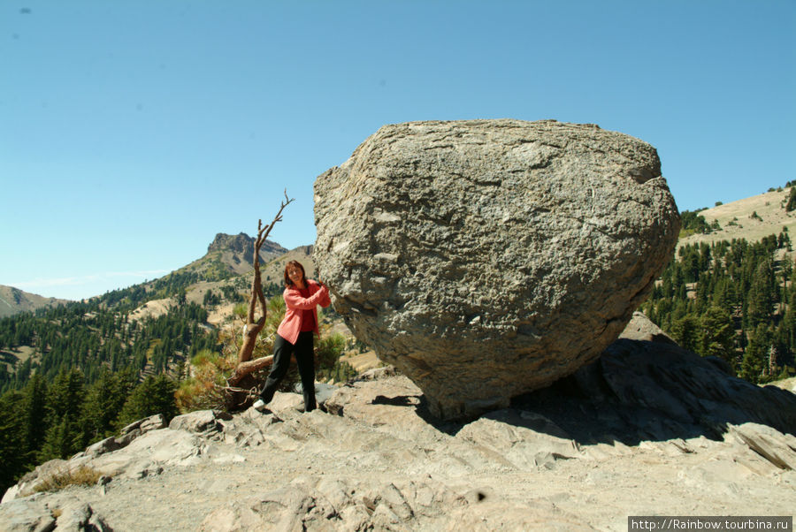 А каково удержать такой камень, как вы думаете? Национальный парк Лассен-Вулканик, CША