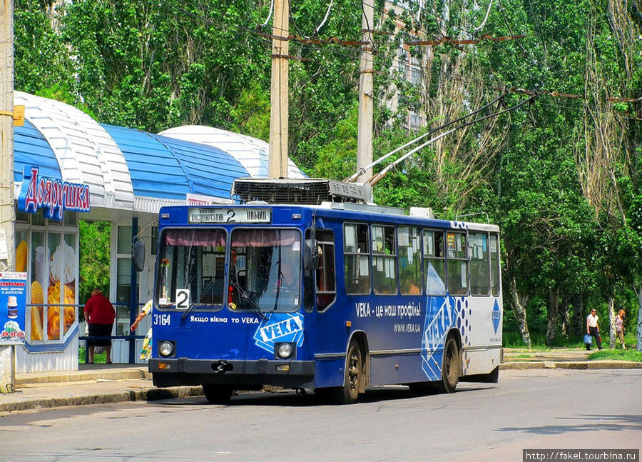 Троллейбус ЮМЗ Т2 на улице Генерала Карпенко Николаев, Украина