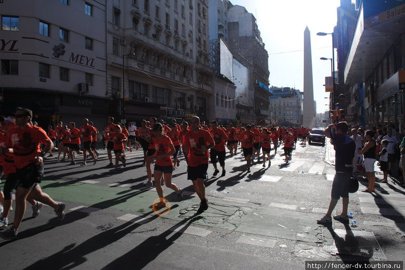 We Run Buenos-Aires: марафон на столичных улицах Буэнос-Айрес, Аргентина