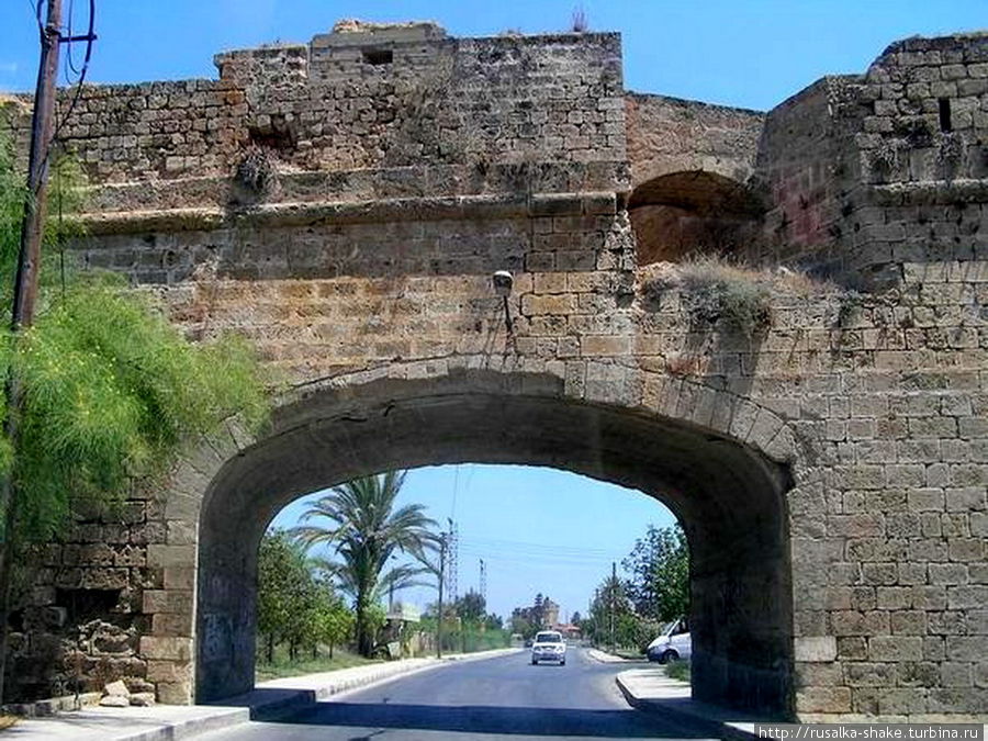 Стены Газимагусы Фамагуста, Турецкая Республика Северного Кипра