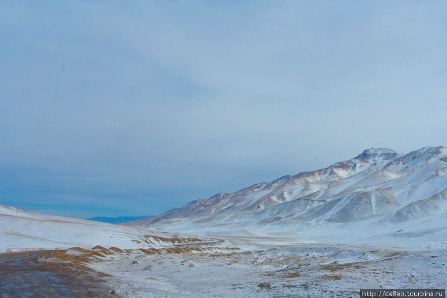 А потом на перевале встретится снег Киргизия