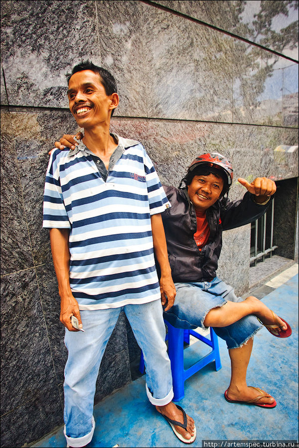 Таксисты Медан, Индонезия