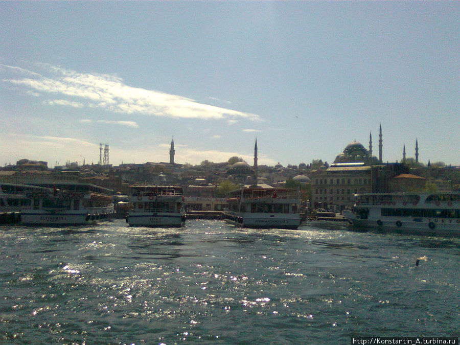 поплыли к вокзалу Стамбул, Турция