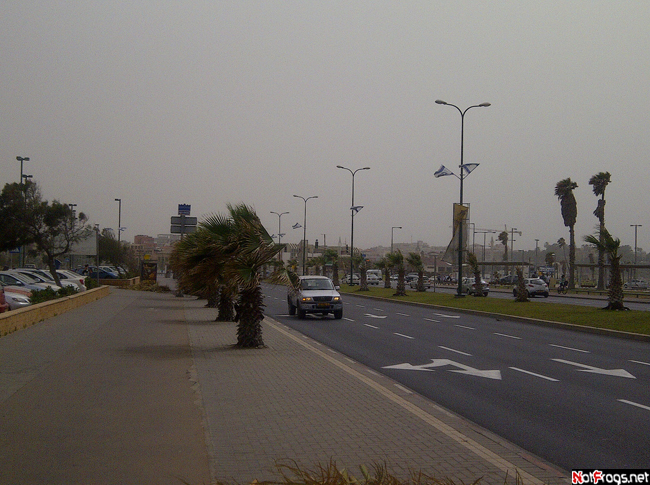 ☺ Sharav (a wind with dust) in Tel Aviv Израиль