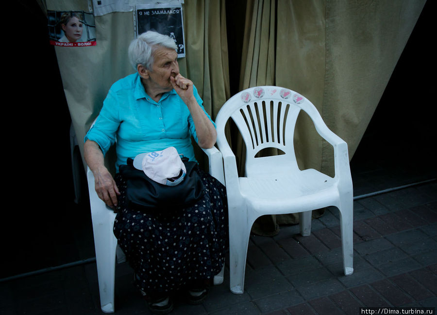 ... старушки. Киев, Украина
