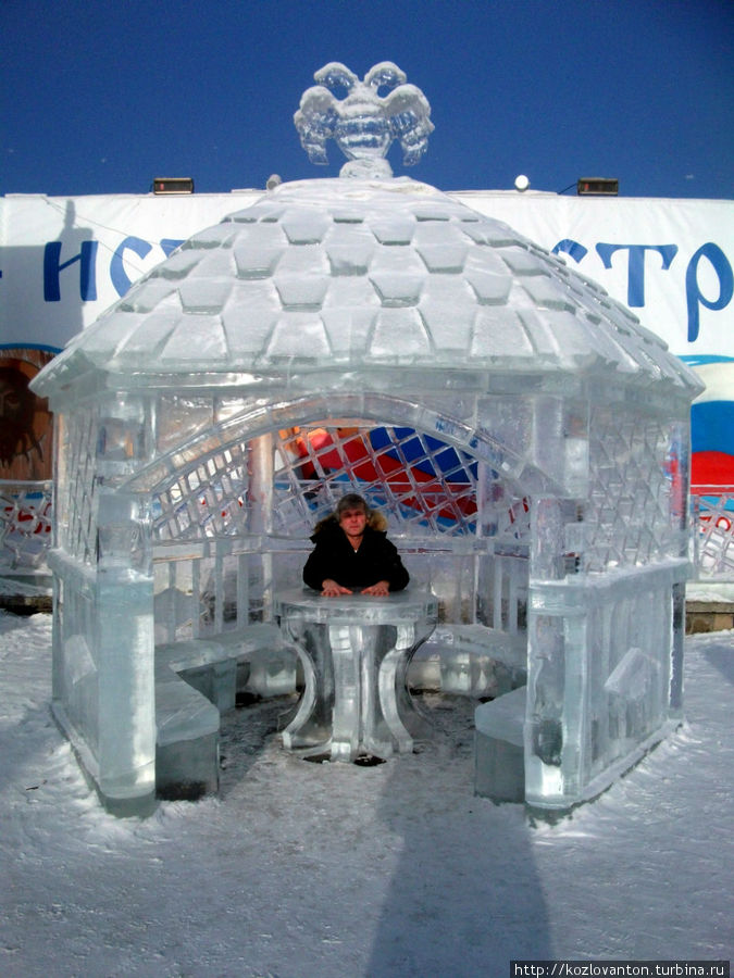 Ледяная беседка. Новосибирск, Россия