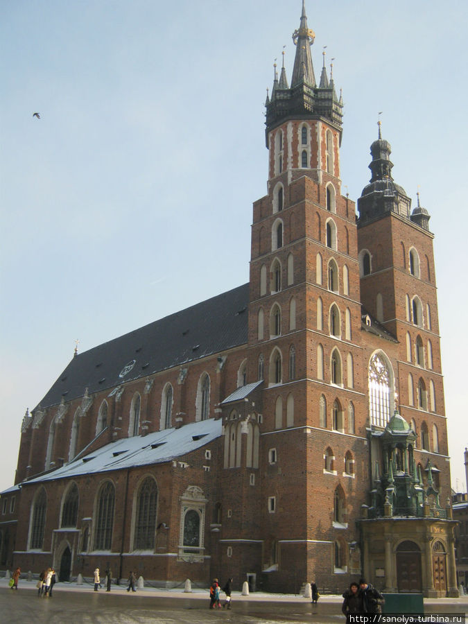 Мариацкий костел Краков, Польша