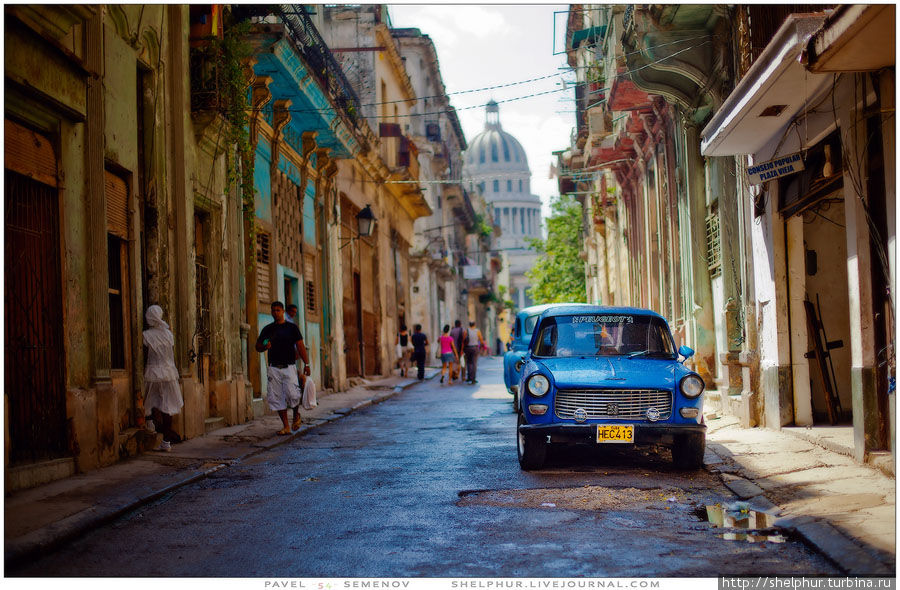 Пежо 404. Выпускалось: 1960-1975, было выпущено: 2 779 926 автомобилей. Модель 404 хорошо продавалась. Она также выпускалась с кузовами кабриолет (продано 3728 экземпляров) и купе (продано 6837 экземпляров), которые сконструировала фирма «Пининфарина». Гавана, Куба