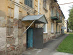 Оборотная сторона домов на улице Ленина