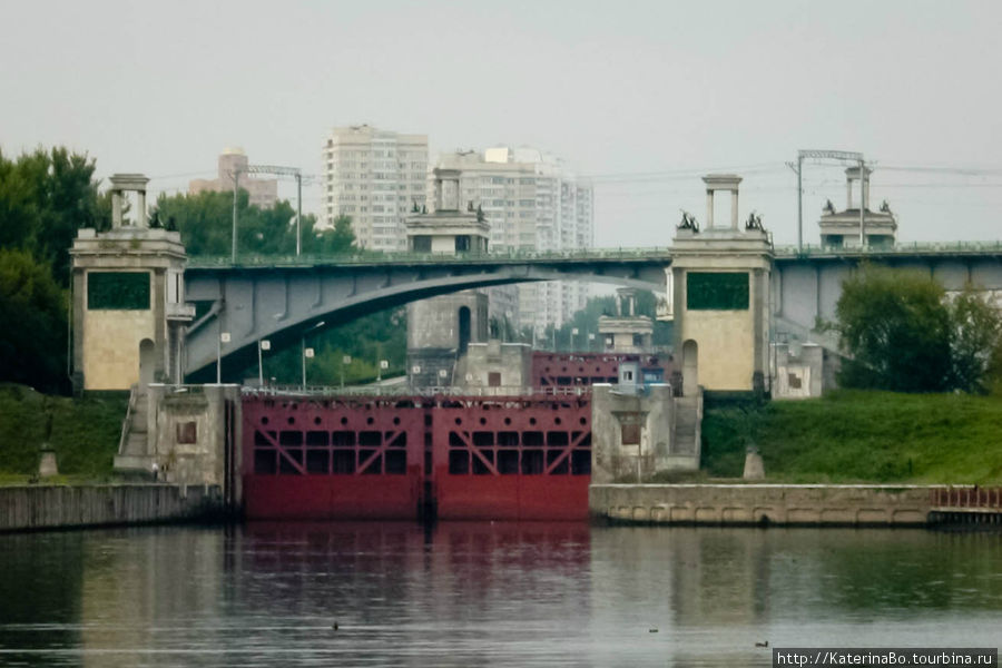 Ещё плотина. Москва, Россия