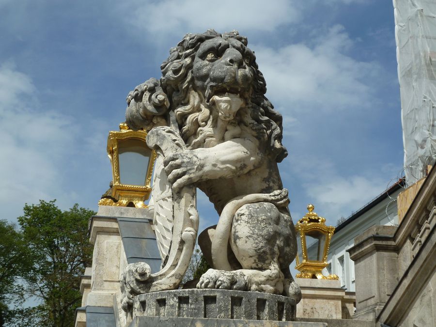 Лев на лестнице Дворца Мюнхен, Германия