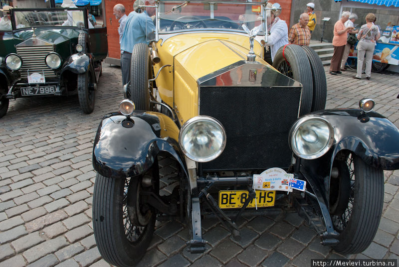 В Риге  уникальные довоенные автомашины „Rolls Royce” Рига, Латвия