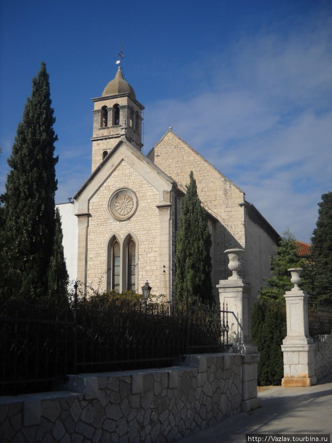 Церковь Св. Фране / Crkva i samostan sv. Frane