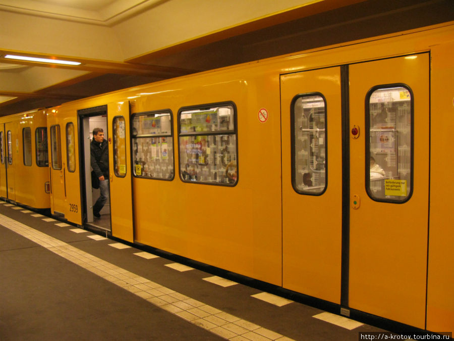 Виды Берлинского метро Берлин, Германия