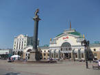 Добро пожаловать в Красноярск! Это главный ж.д.вокзал