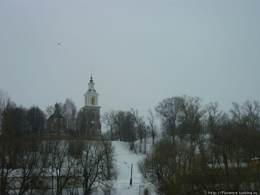 Вид на Рождественский собор от Протвы Верея, Россия
