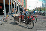 Ну и как же не вспомнить про велосипеды Амстердама. Бывают вот даже такие варианты.