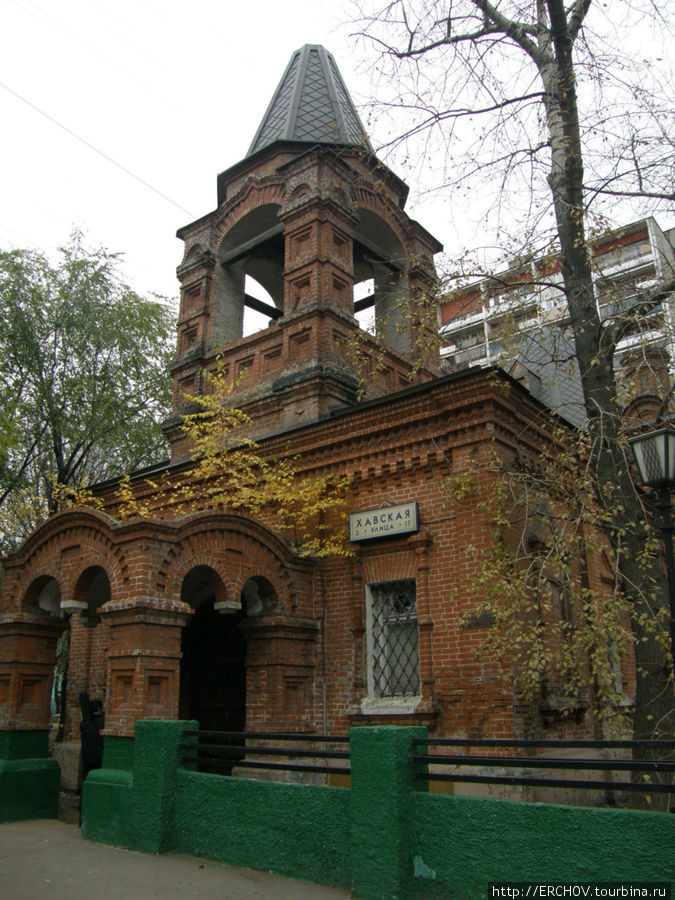 Храм начали строить в 1911году, а освятили в 1917г. Храм принадлежал старообрядцам. Москва, Россия