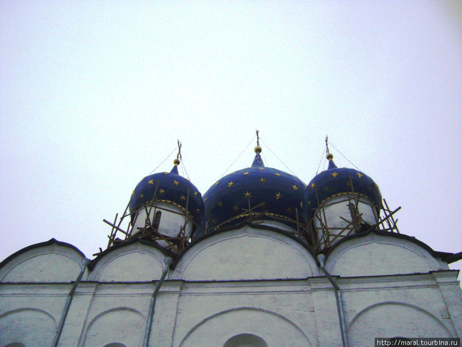 Звёзды на куполах Суздаль, Россия
