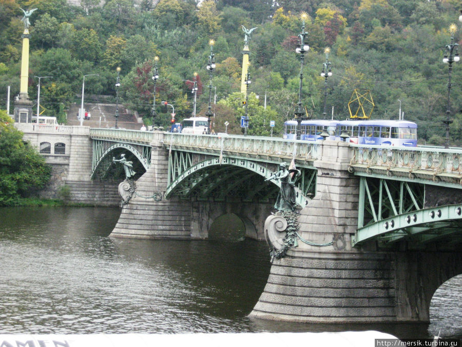 Прага: приветливая столица на берегу дикой реки Влтавы Прага, Чехия