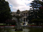 Парк во дворце Долмабахче.