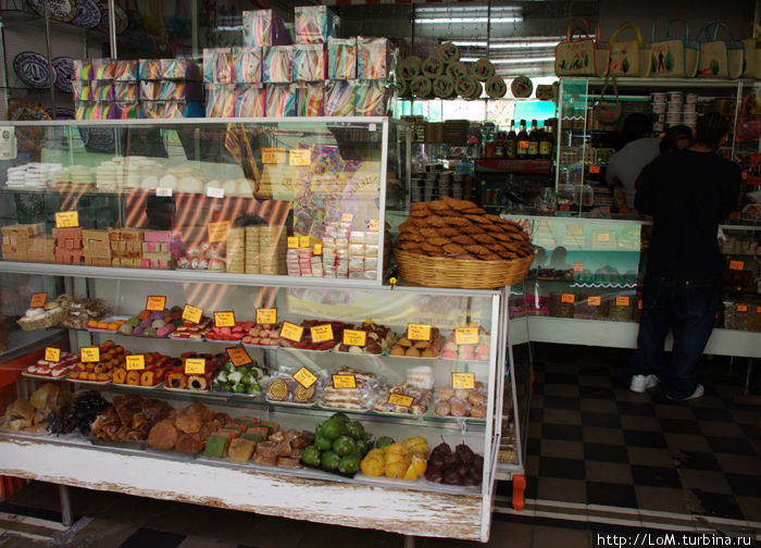 прилавок магазина Мексиканских сладостей Пуэбла, Мексика