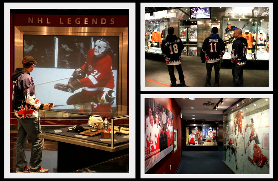На разных экранах показывают лучшие моменты за всю историю хоккея, интервью и т.д. Торонто, Канада