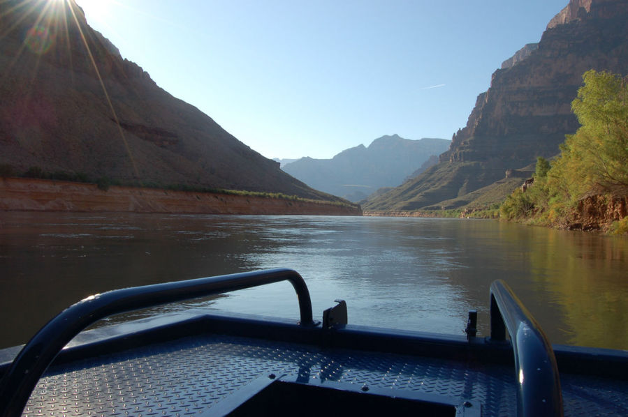 На лодке по реке Колорадо