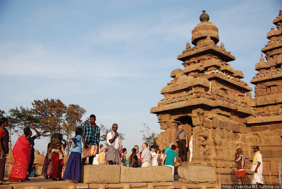 Каменные колесницы  Пандавов и Прибрежный храм Мамаллапурама Мамаллапурам, Индия