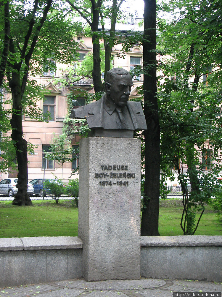 Памятник Тадуешу Бой-Зеле