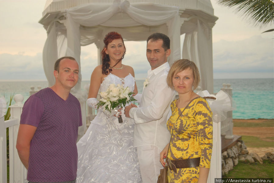 Новобрачные и их гости Варадеро, Куба