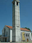 Кафедральный собор в западной части Мостара.