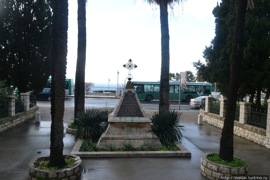 Памятник погибшим солдатам армии Наполеона Хайфа, Израиль