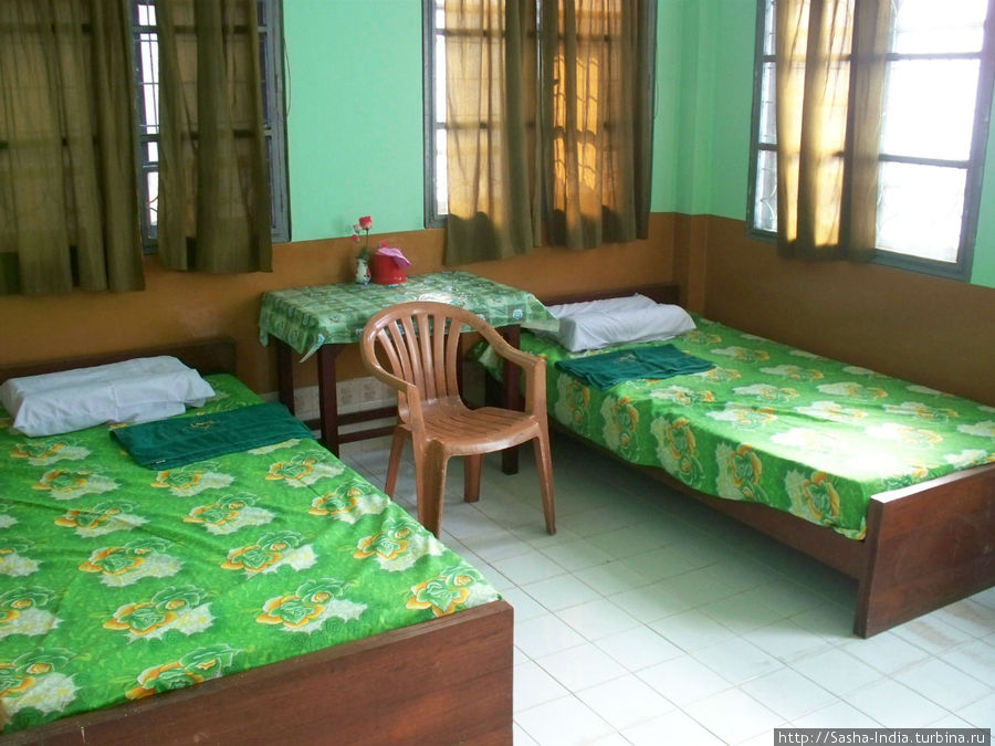 Так выглядела наша комната Багоу, Мьянма