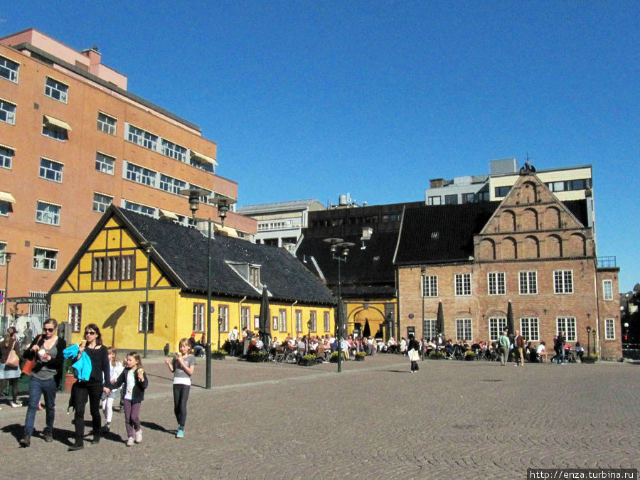 Площадь Christiania torv. Осло, Норвегия