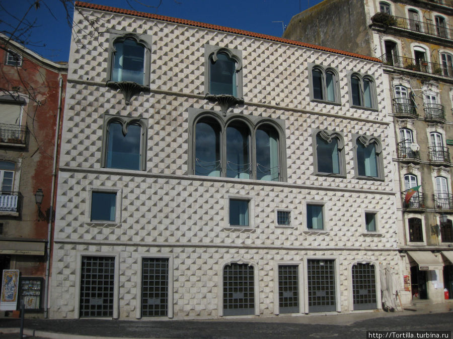 Лиссабон
Дом с шипами [Casa dos Bicos]. Лиссабон, Португалия
