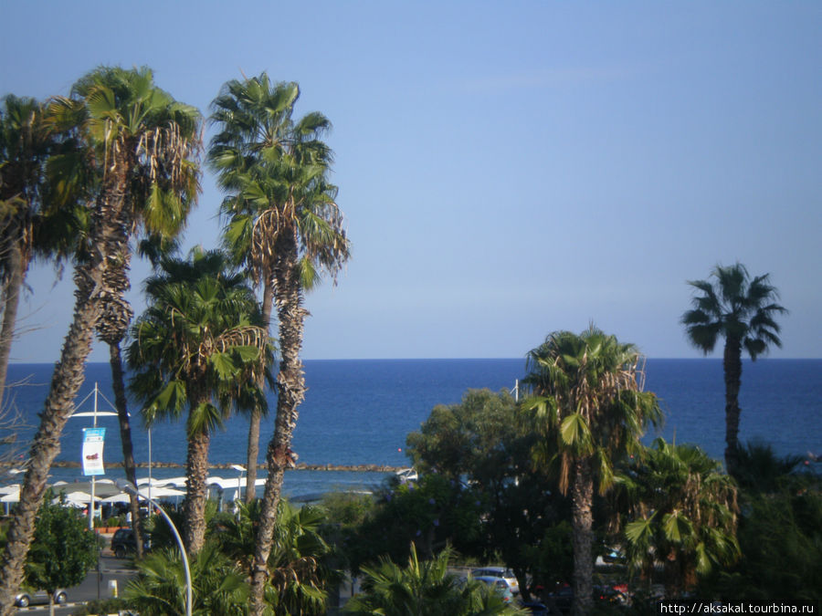 Закат. (С балкона отеля). Кипр