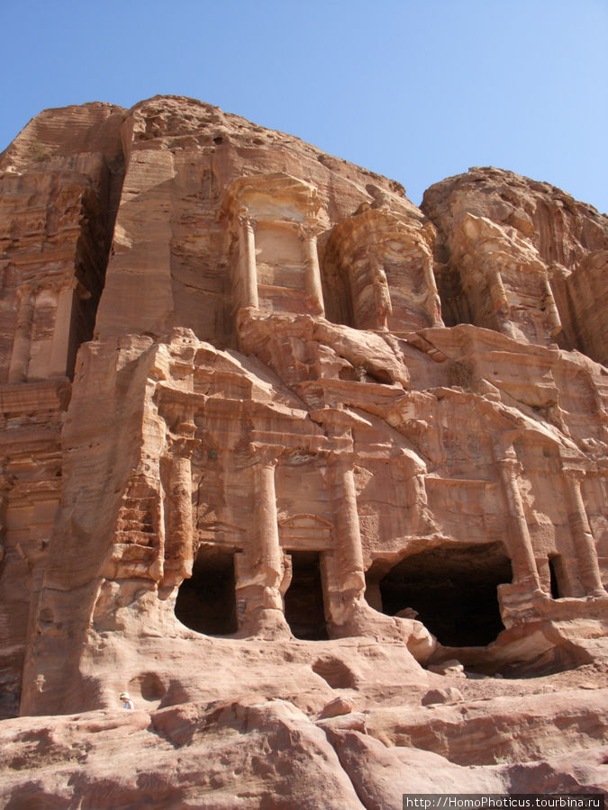 Руины красного песчаника Петра, Иордания