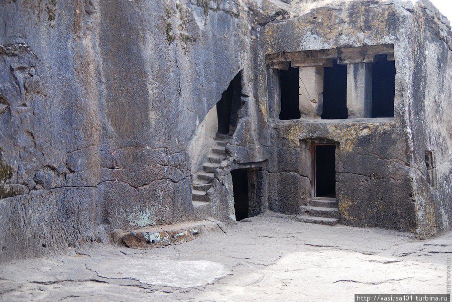 Пещерные храмы Эллоры