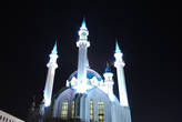 Мечеть светится словно изнутри