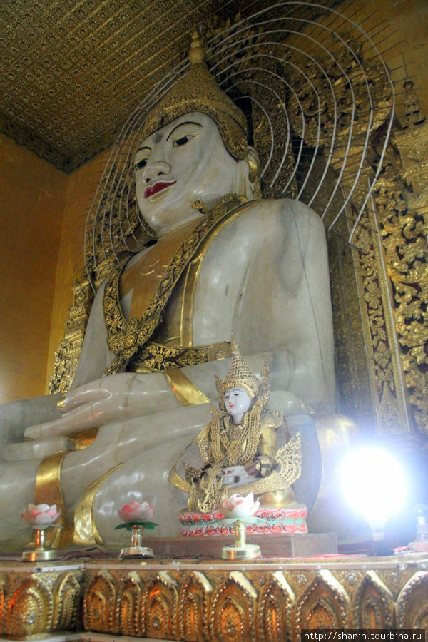 Пагода Мраморного Будды Мандалай, Мьянма