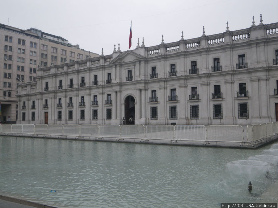 Дворец де Ла Монеда / Palacio de La Moneda