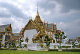Храм Эмеральд Будда на территории королевского дворца