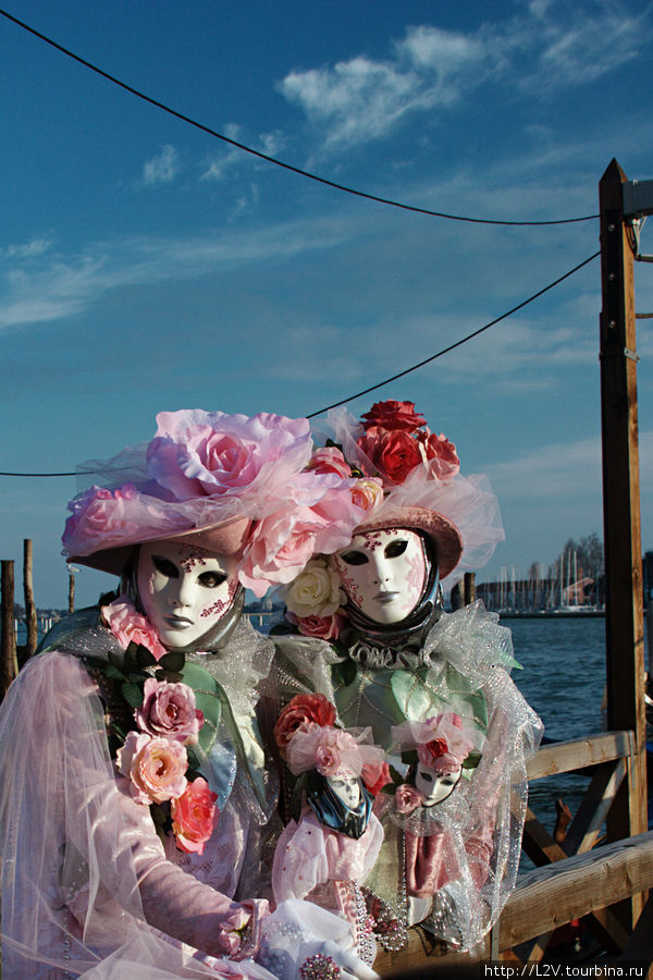 Карнавал в Венеции: десять дней праздника и приключений Венеция, Италия