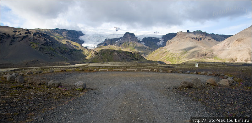 Кстати, согласно исследованию американских лингвистов, название ледника Эйяфьядлайёкюдль, правильно произнести могут лишь 0,005 % населения Земли. =)) Южная Исландия, Исландия