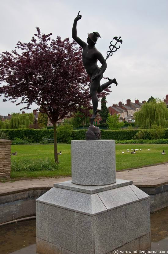Статуя Меркурия Йорк, Великобритания