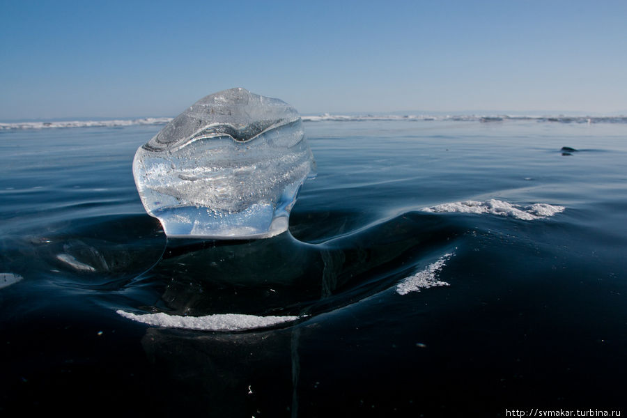 Замерзшее мгновение озеро Байкал, Россия