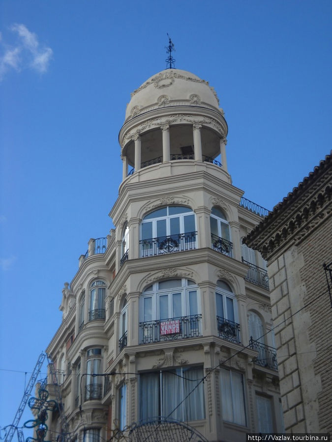 Изящная конструкция Паленсия, Испания