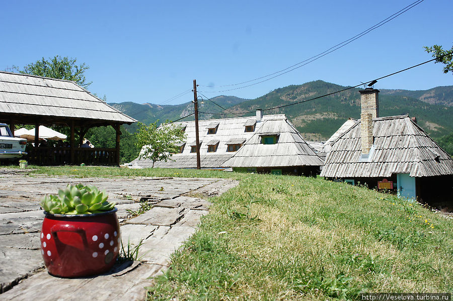 Деревня Эмира Кустурицы: живот je чудо Мокра Гора, Сербия