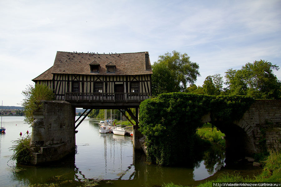 Прогулка по Вернону - дух средневековья! Вернон, Франция